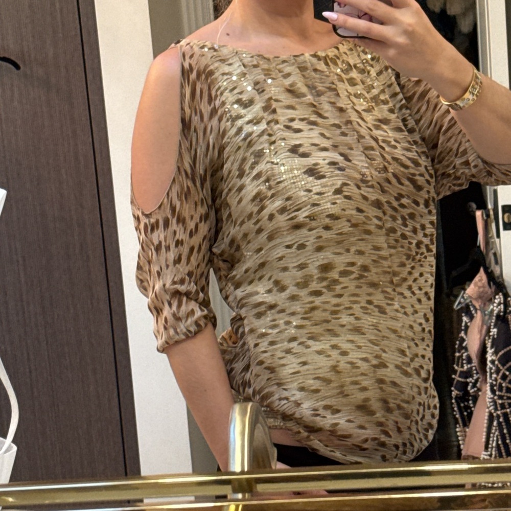 ✨🐆Exotic Print Top ✨🐆